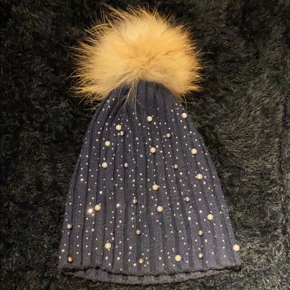 Hat - Picture 4 of 4